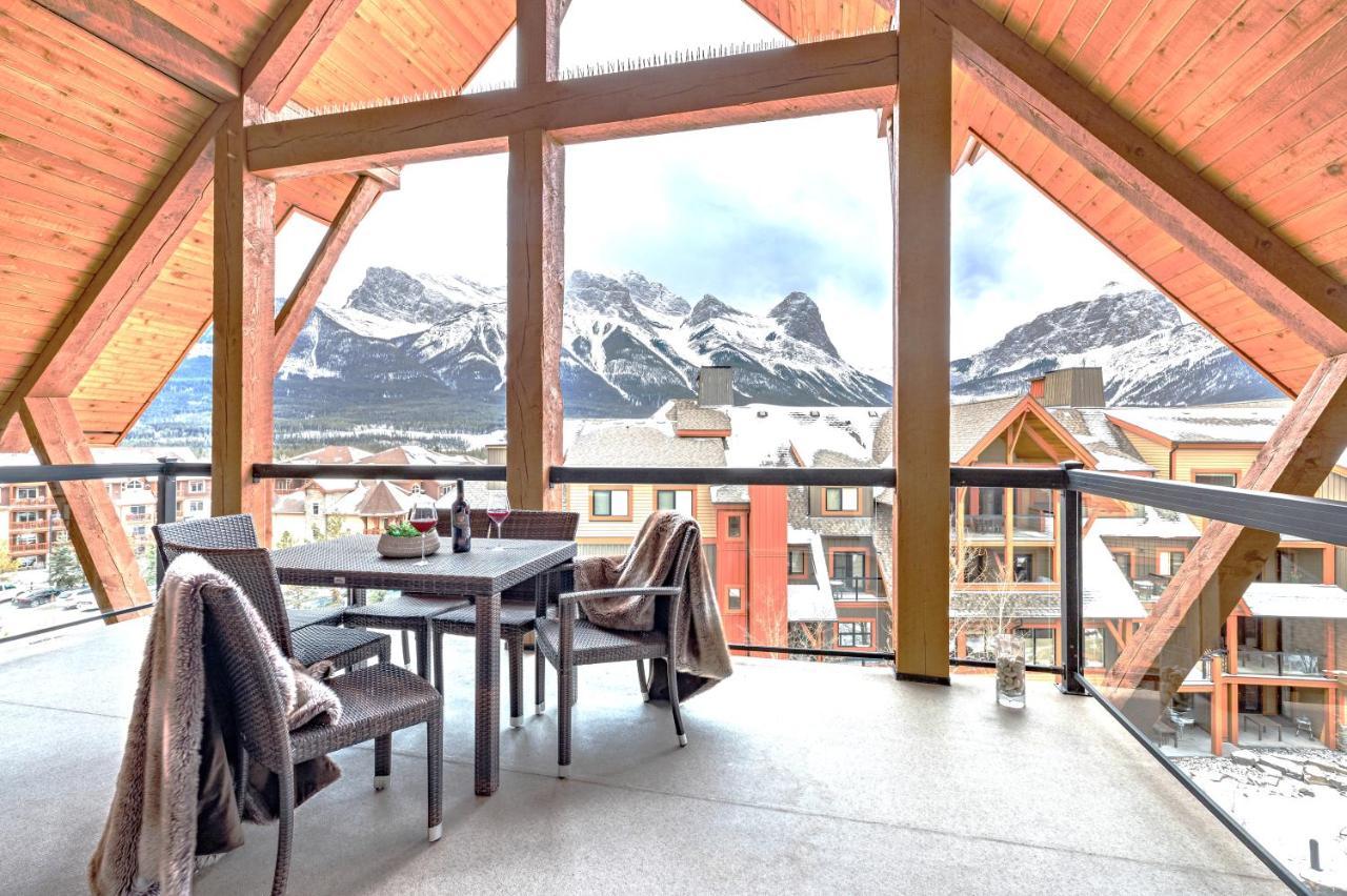 Penthouse At Solar A Resort And Spa キャンモア エクステリア 写真